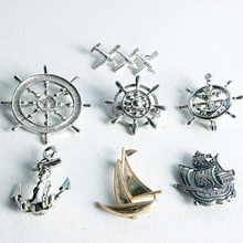 [HeCollection]Navy Metal Brooch